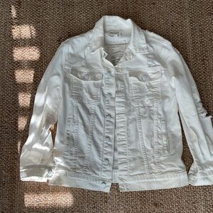 Current/Elliott “The Oversized Trucker” Jean jacket Small/ medium white tattered